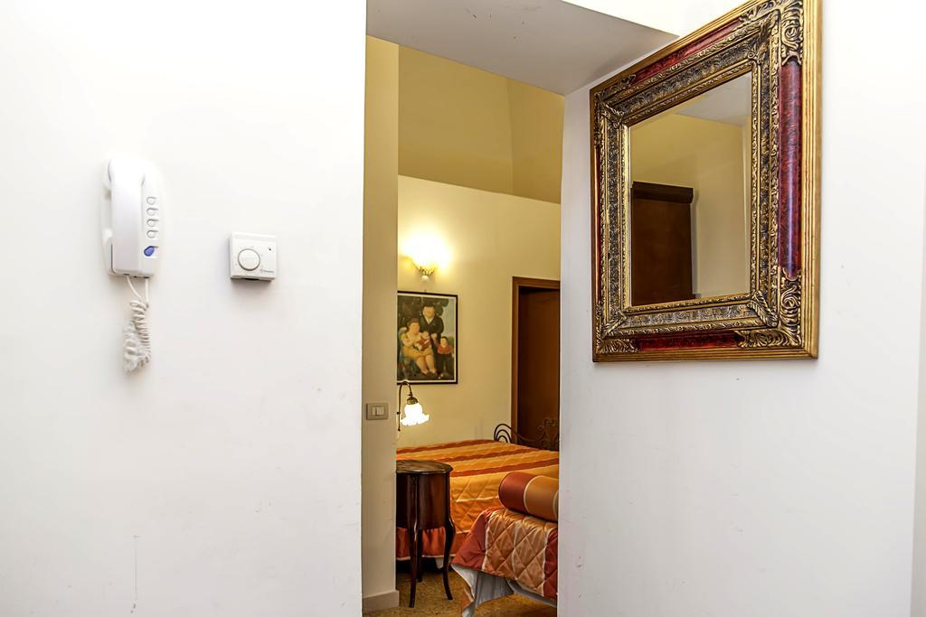 Antico Belvedere B&B เลชเช ห้อง รูปภาพ