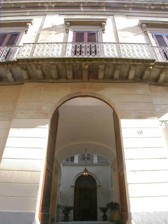 Antico Belvedere B&B เลชเช ภายนอก รูปภาพ